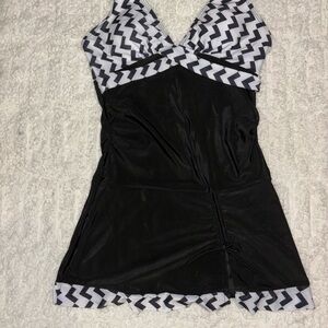 Black and white Tankini top